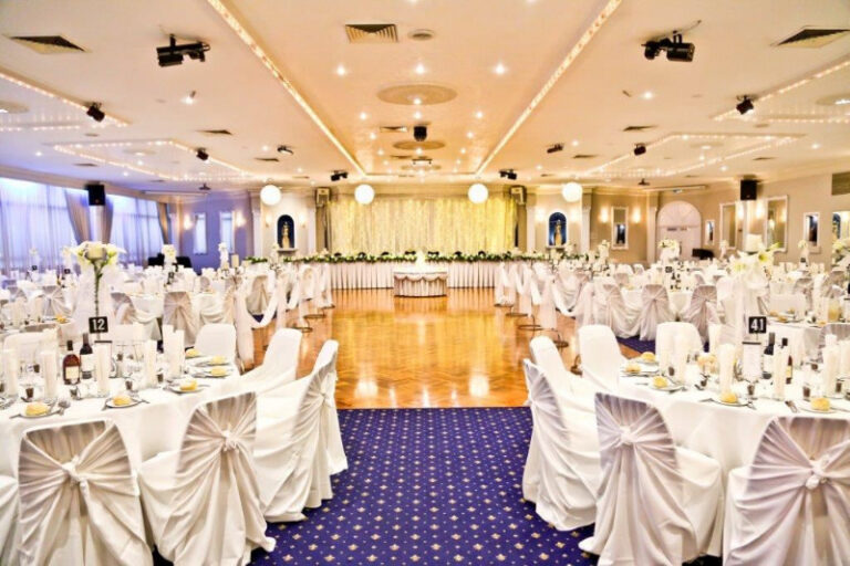 crop-a65a65b1-69c4-bcdf-42b4-2d0aa20247ca-RomaWilderWedding2