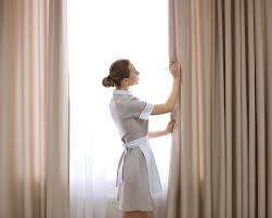 curtain-cleaning-service