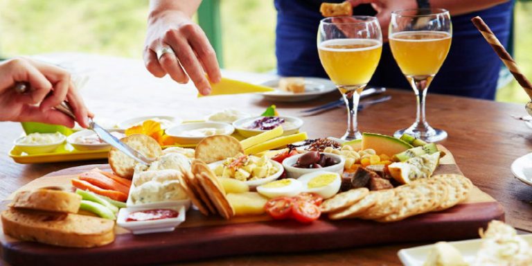 the best food trails around cairns and port douglas 768x384