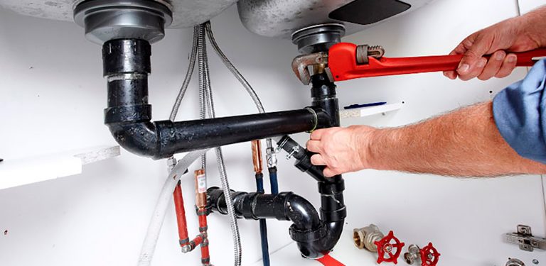 Local Plumber Caroline Springs 768x375