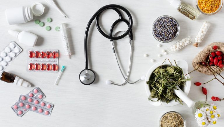 cbd lower back pain featured image 1 768x438