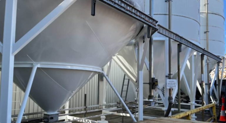 industrial painting services 1024x558 1 768x419